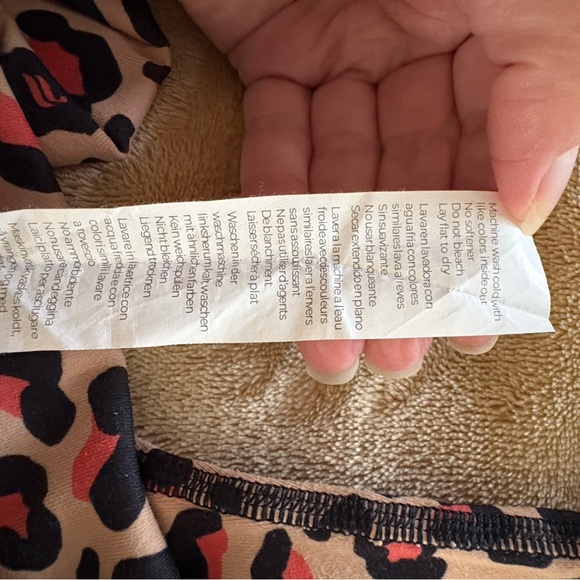 Fabletics Leopard Print Leggings - Picture 11 of 11